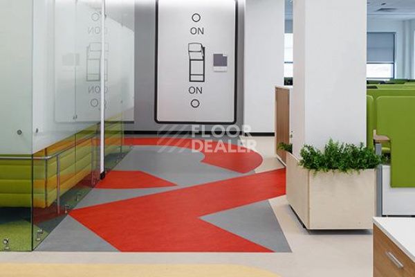 Линолеум Marmoleum Decibel on Order 313135 scarlet фото 2 | FLOORDEALER